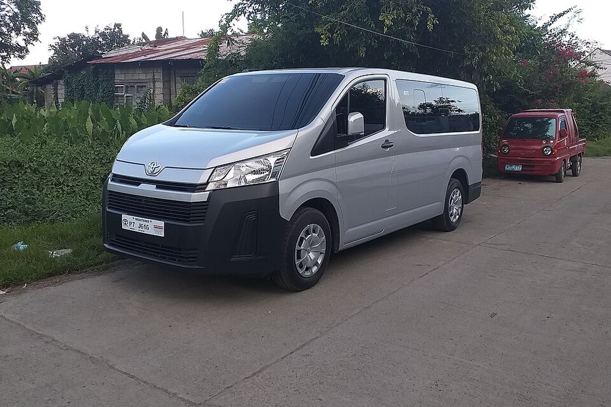 Toyota Hiace